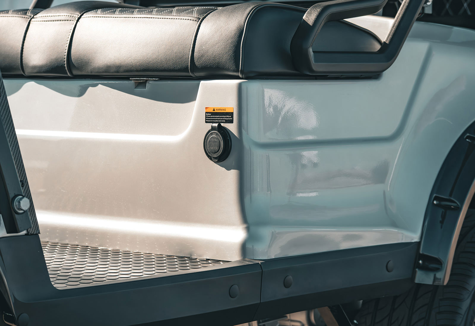 2025 EPIC E40L view 20