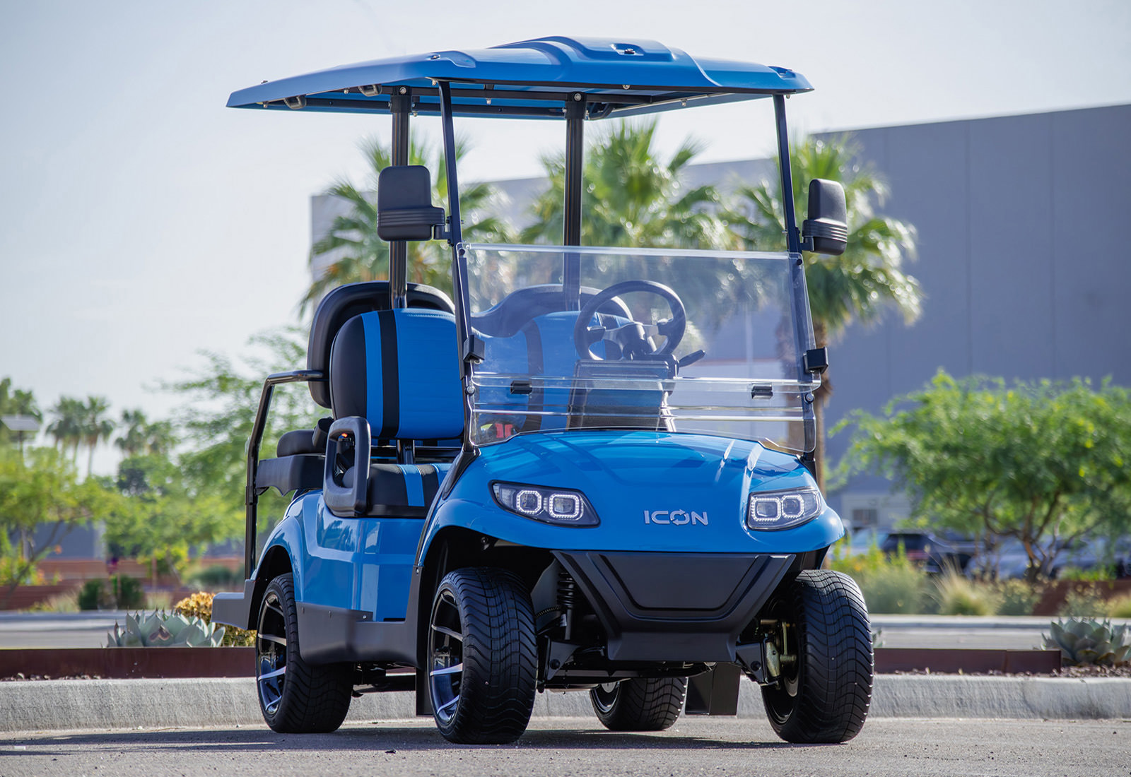 2025 ICON i40 view 5