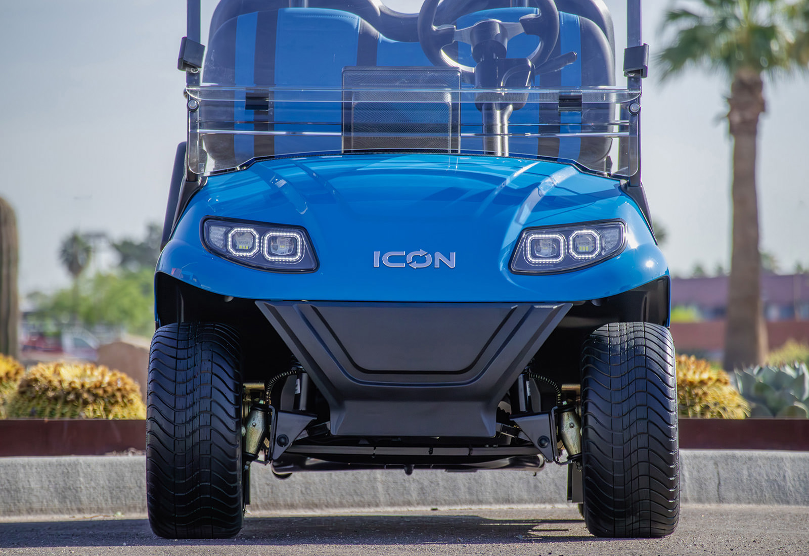 2025 ICON i40 view 7