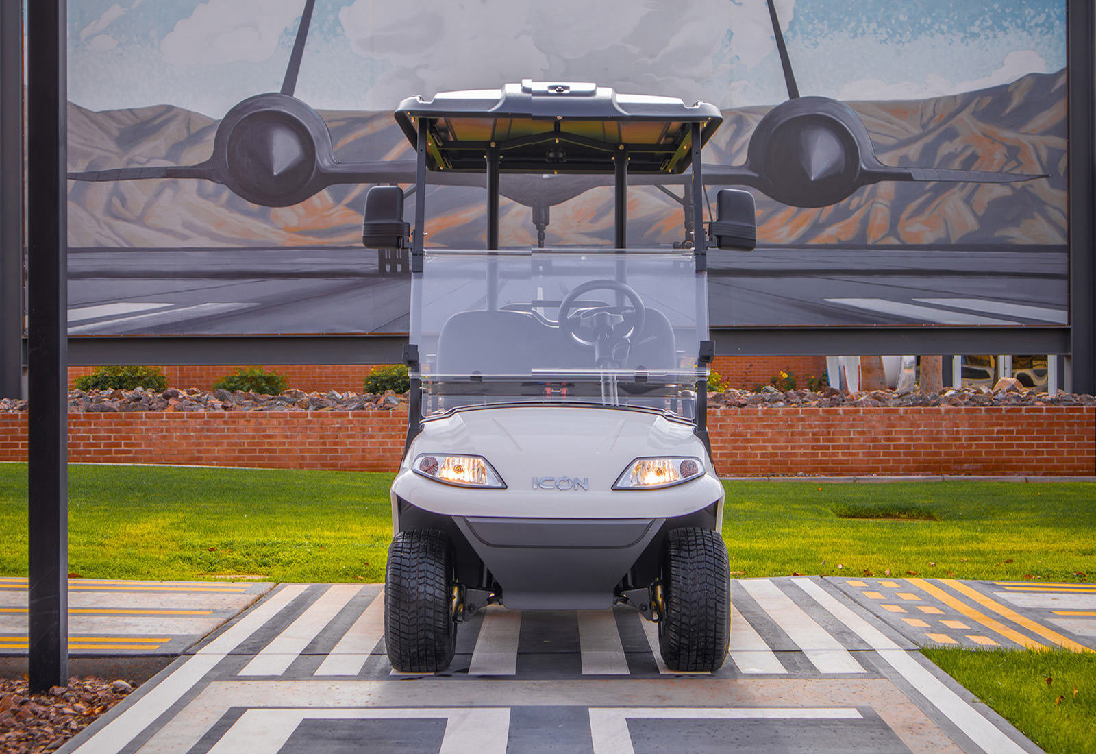 2025 ICON i40-ECO view 15