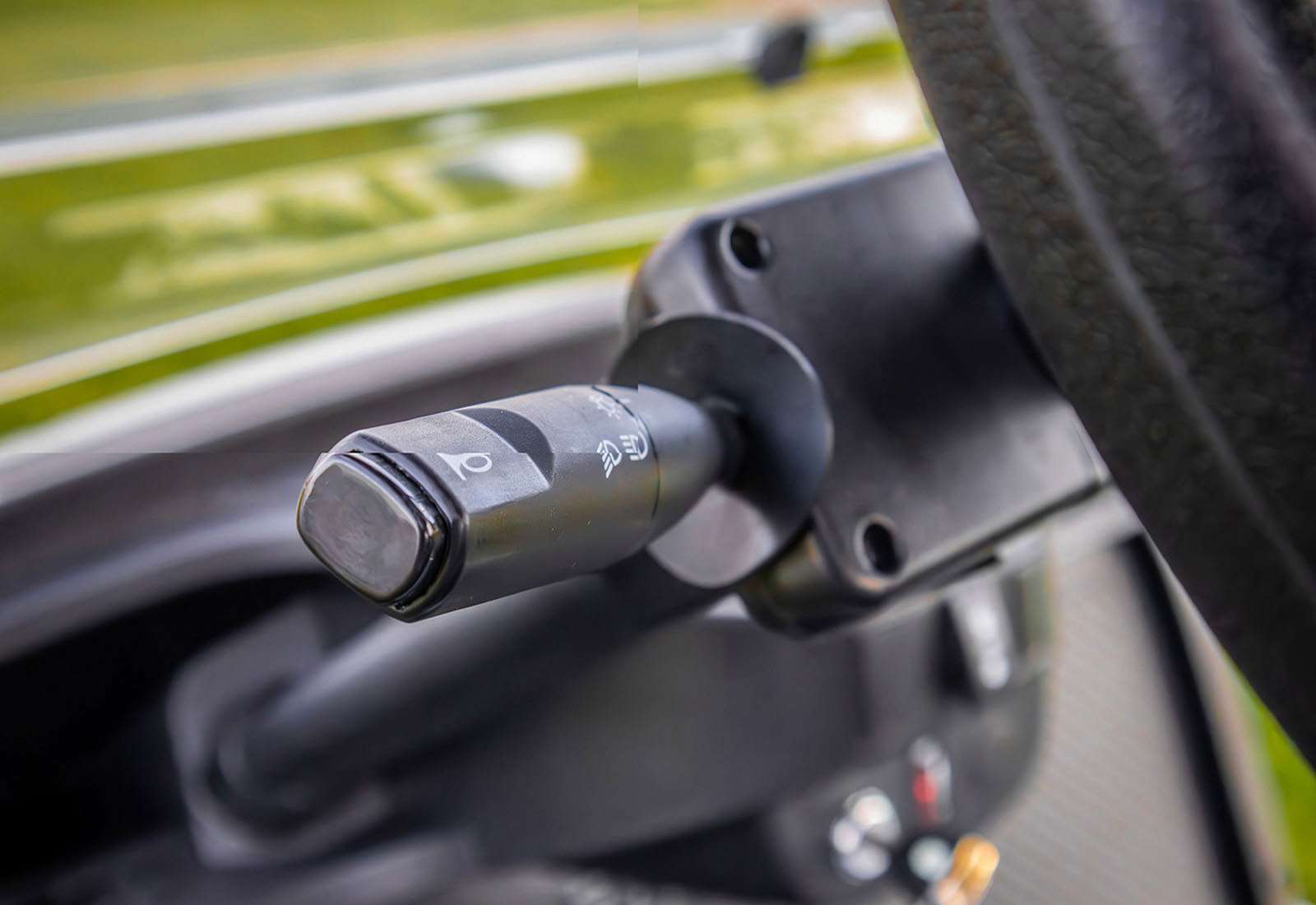 2025 ICON i40-ECO view 11