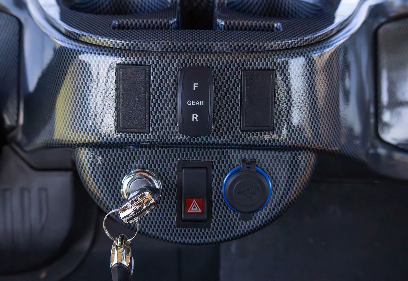 2025 ICON i60L view 11